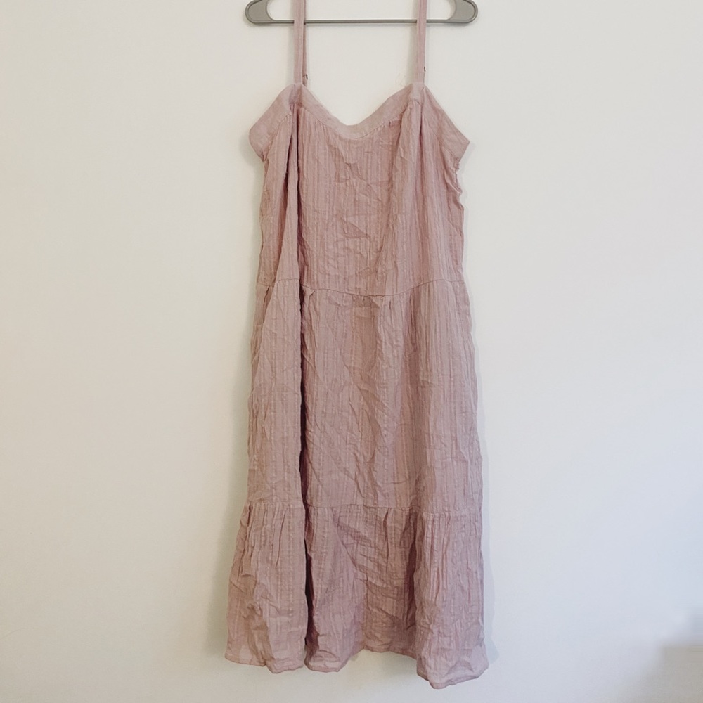 $18 | Knox Rose Flowy Midi
Dress | XL | Lilac | Very Good Condition